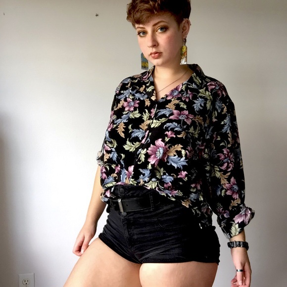 Meet your Posher, Savannah - Picture 1 of 1